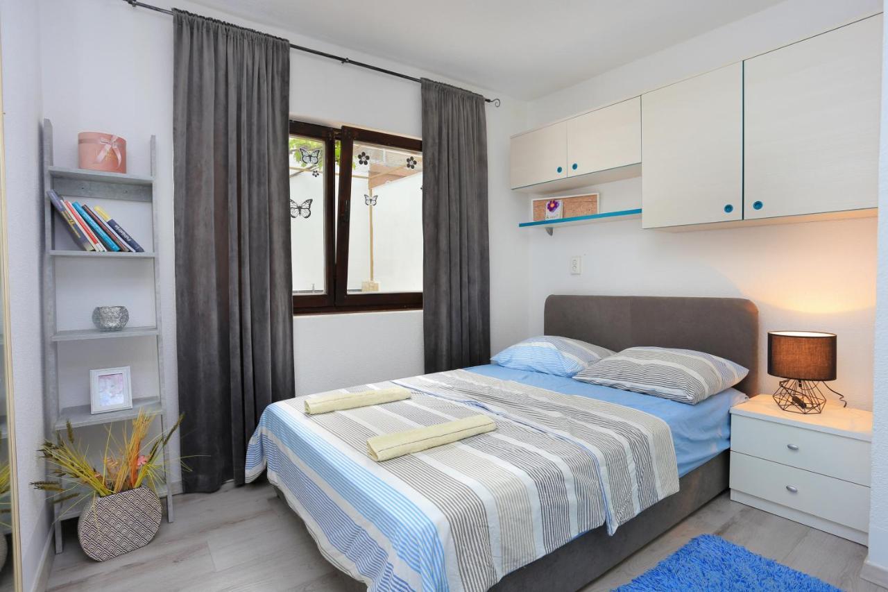 Apartments With A Parking Space Mastrinka, Ciovo - 4324 Trogir Eksteriør billede